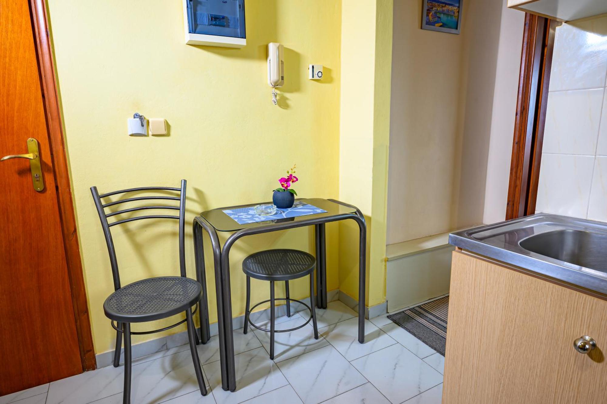Iliahtida Apartments 로비에스 외부 사진